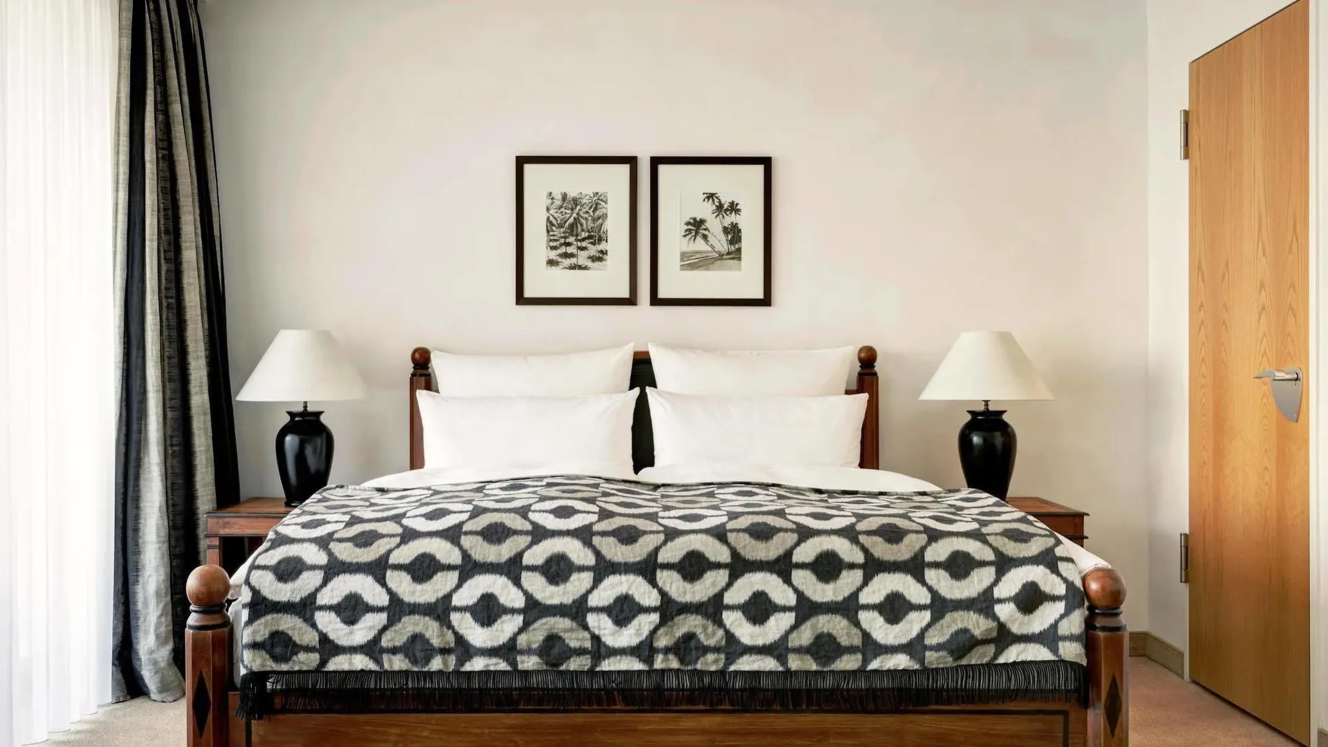 The Mandala Suites Berlin 4*,